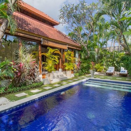 Heart Of Seminyak, 2Br, Sleeps 4, Walk To Bintang Villa Eksteriør billede