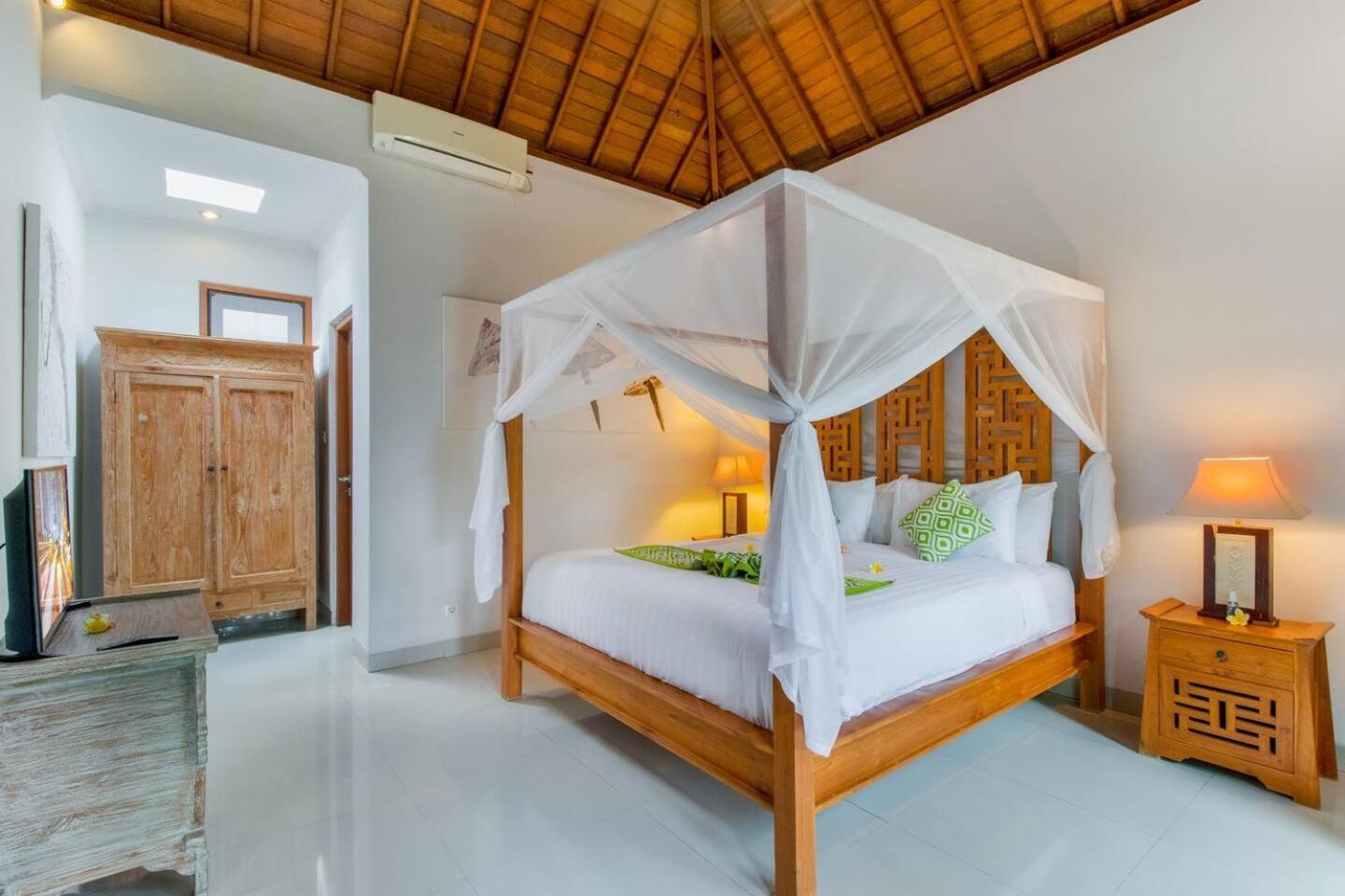 Heart Of Seminyak, 2Br, Sleeps 4, Walk To Bintang Villa Eksteriør billede