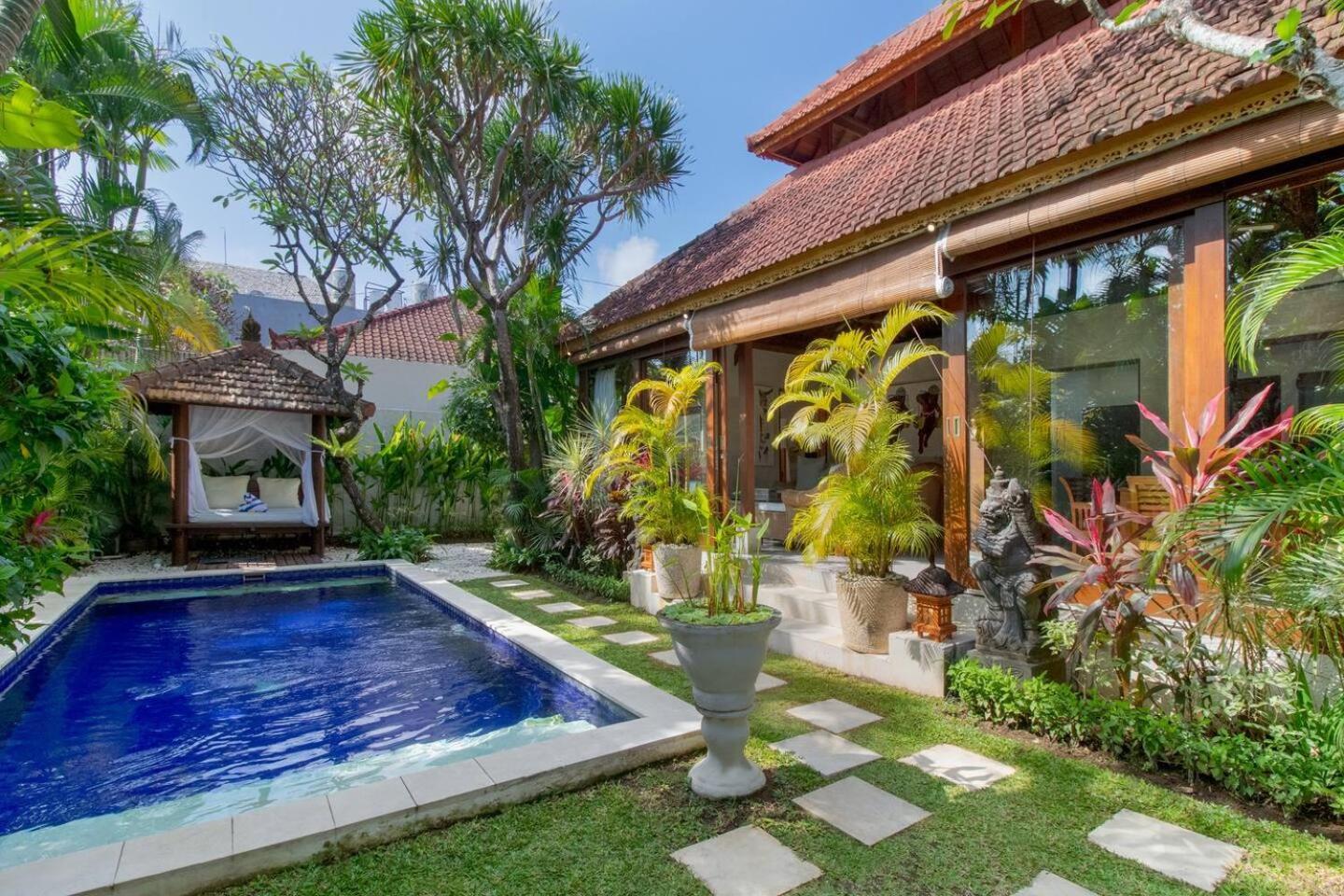 Heart Of Seminyak, 2Br, Sleeps 4, Walk To Bintang Villa Eksteriør billede