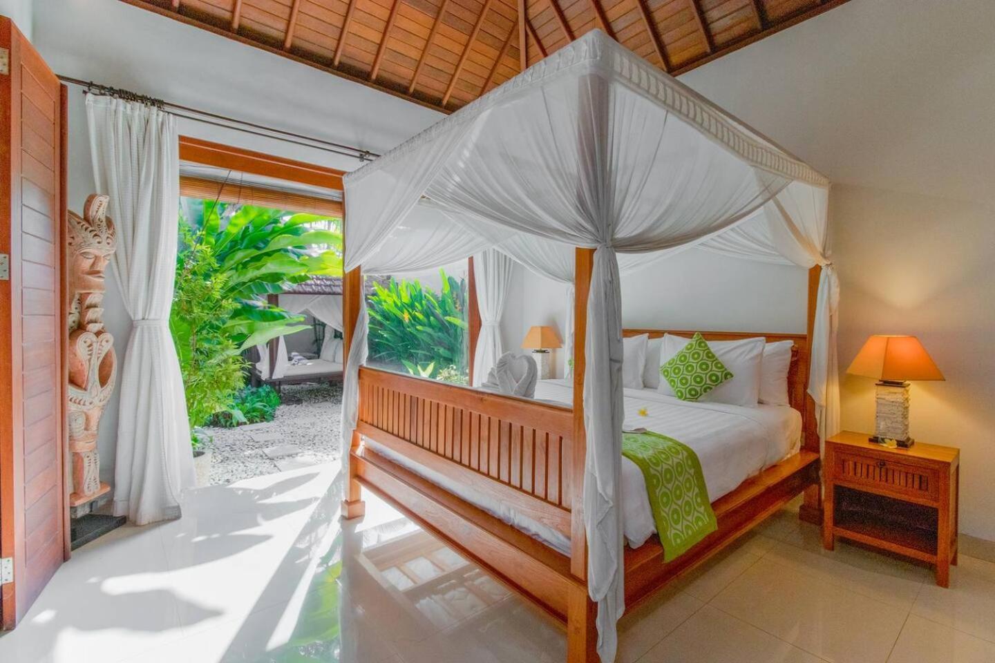 Heart Of Seminyak, 2Br, Sleeps 4, Walk To Bintang Villa Eksteriør billede