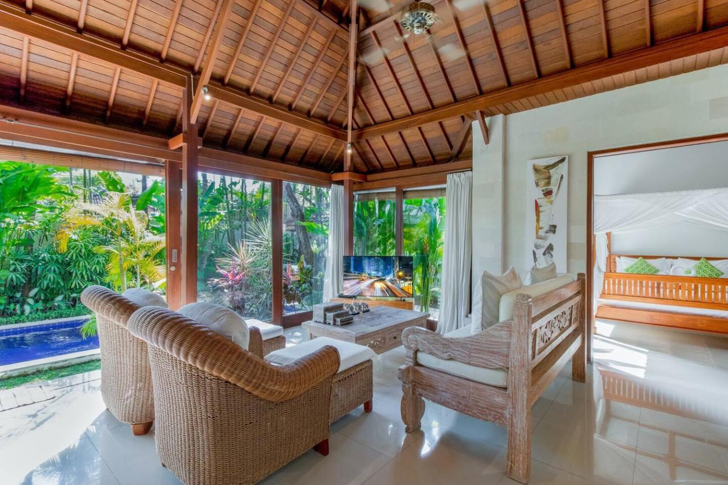 Heart Of Seminyak, 2Br, Sleeps 4, Walk To Bintang Villa Eksteriør billede